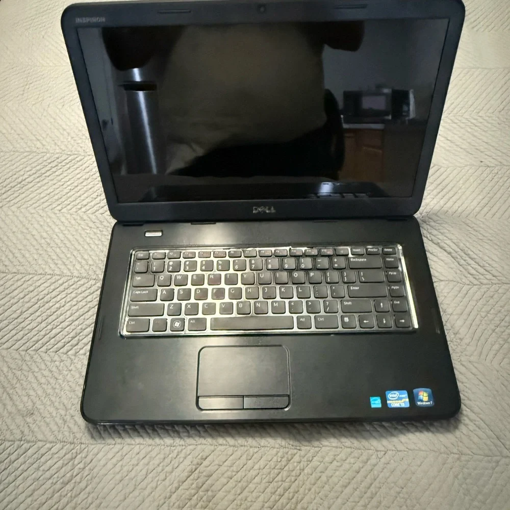 Dell Inspiron 15 N5050 laptop for parts or repair